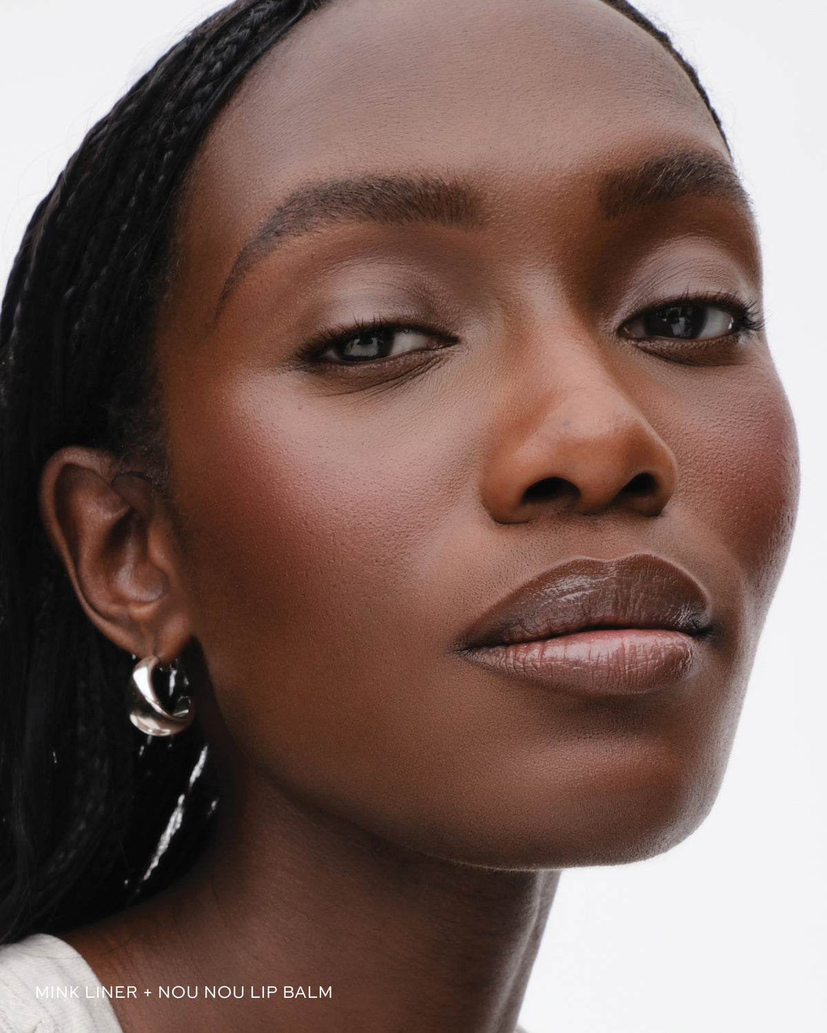 Model wears lip liner in Mink.